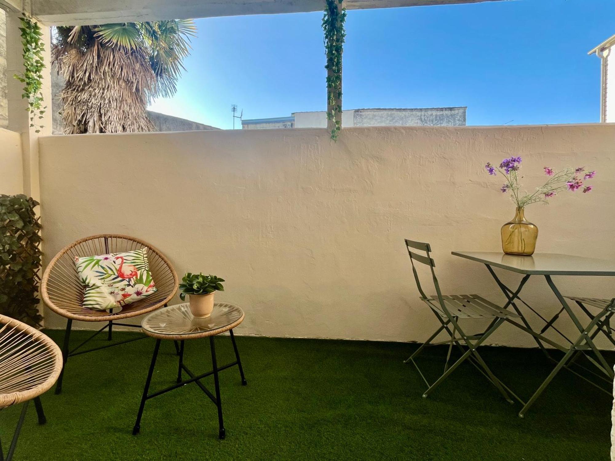 Апартаменты Escapade Vintage Avec Terrasse En Centre Historique Ла-Рошель Экстерьер фото